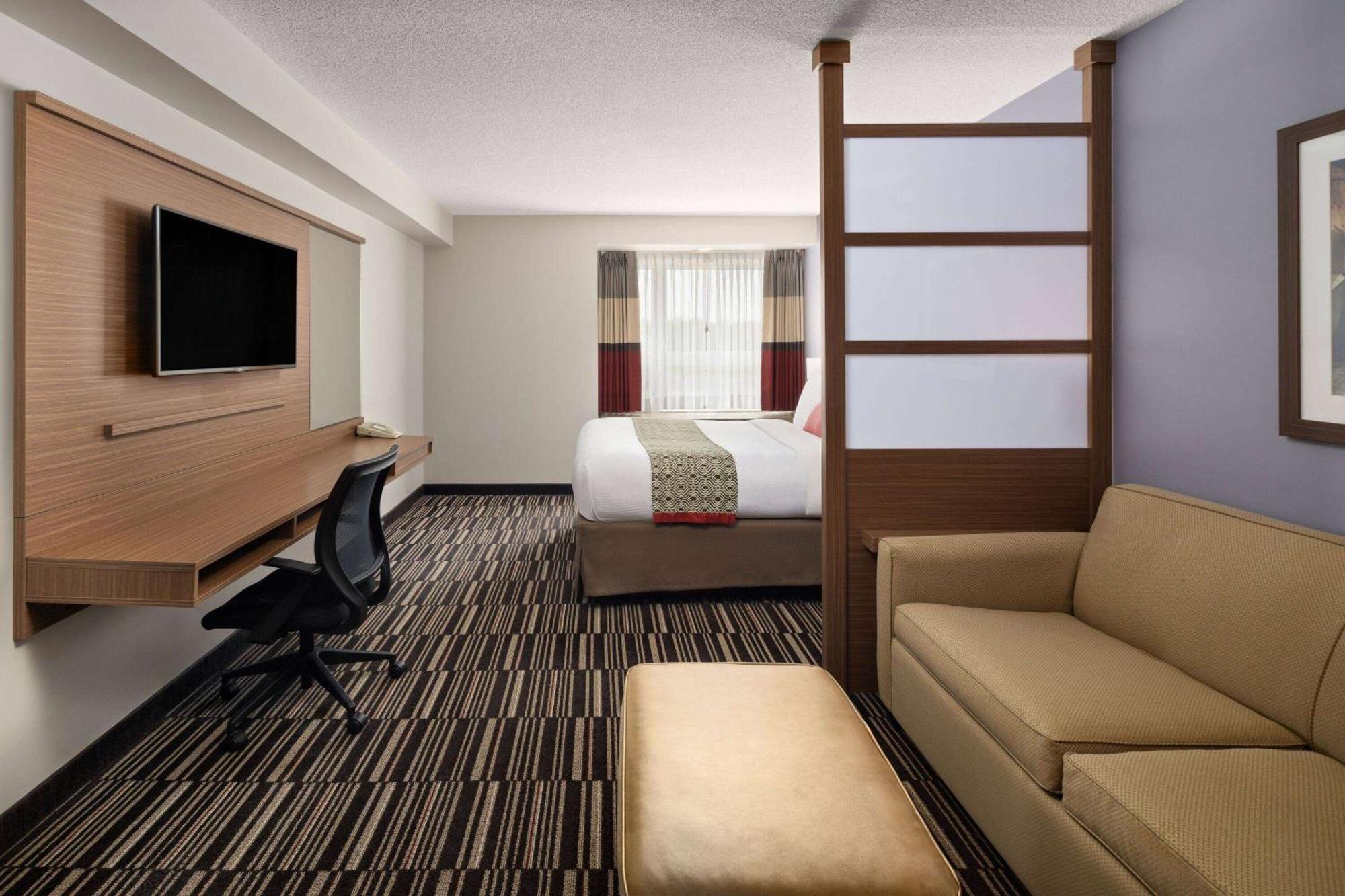 Microtel Inn & Suites By Wyndham Kirkland Lake Eksteriør billede
