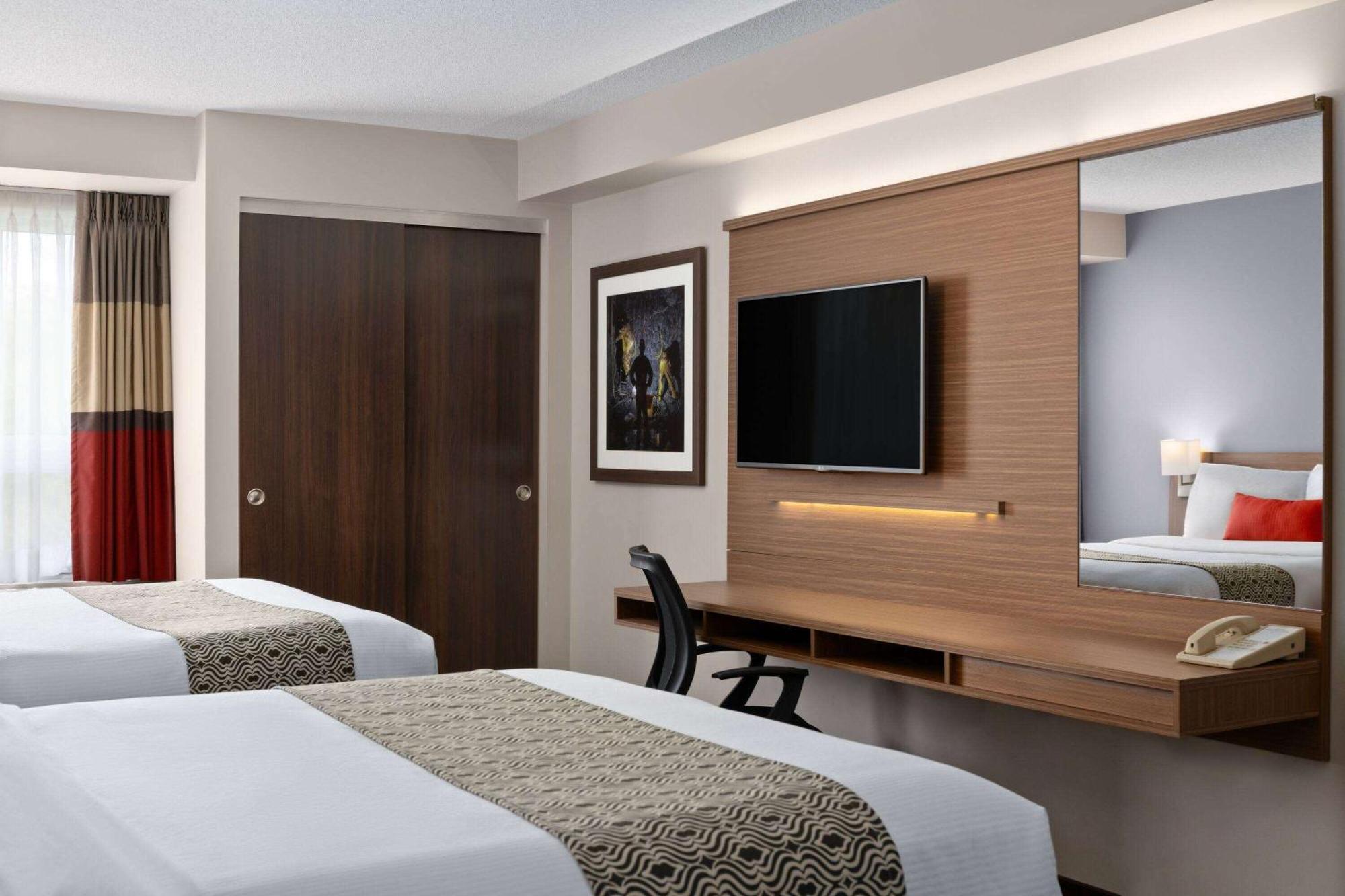 Microtel Inn & Suites By Wyndham Kirkland Lake Eksteriør billede