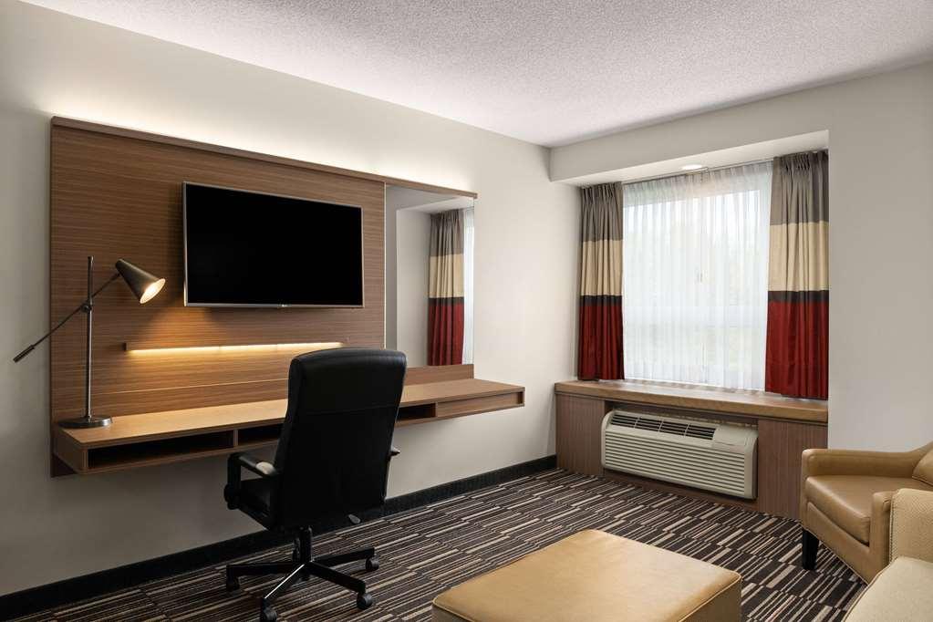 Microtel Inn & Suites By Wyndham Kirkland Lake Værelse billede