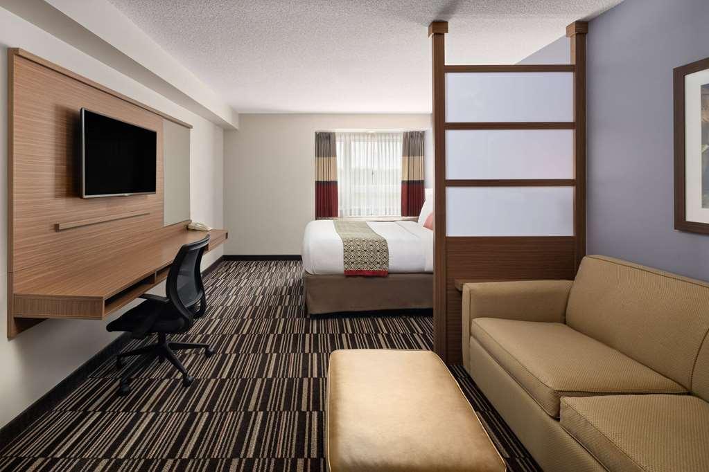 Microtel Inn & Suites By Wyndham Kirkland Lake Værelse billede